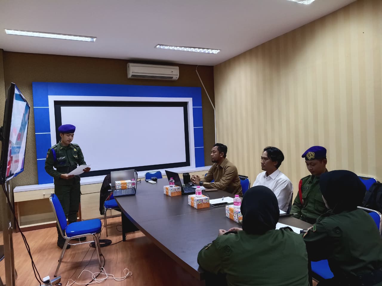 Rapat Penjurian LVK